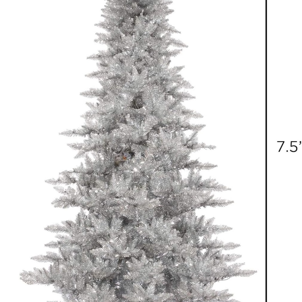 Silver Holiday Christmas Tree 7.5 ( no lights) new with box